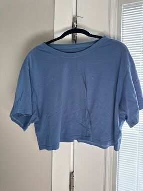 Light Blue Cropped Women's T-Shirt - Casual Everyday Top
